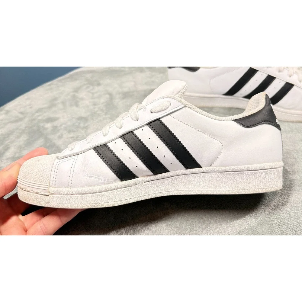 Adidas Superstar Mens 8 White Black Shell Toe Sneakers Leather Classic